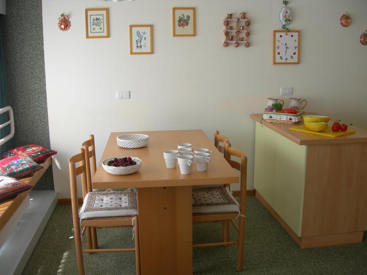 Appartamenti Vacanze Casa -Residence Albare - Check In Vacanze Casa - Marilleva 900 Экстерьер фото