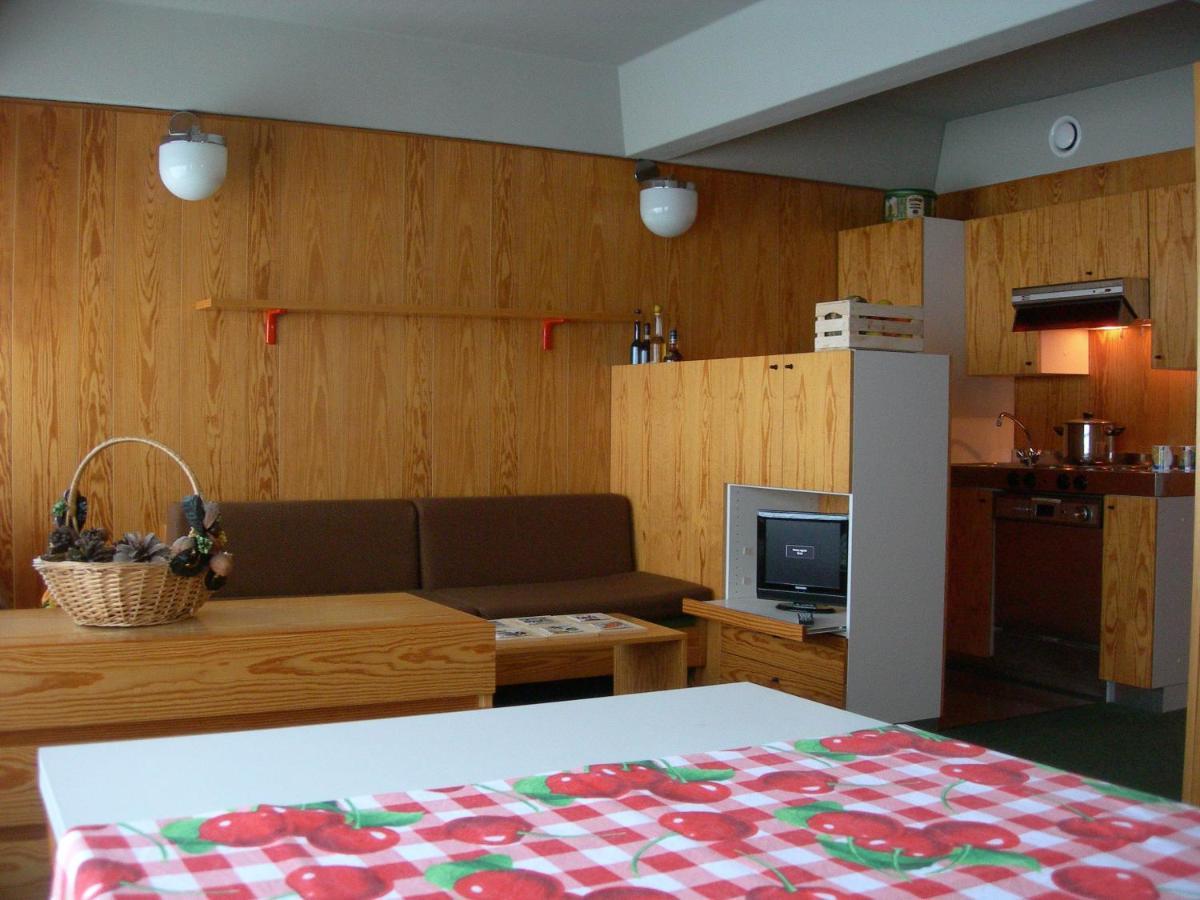 Appartamenti Vacanze Casa -Residence Albare - Check In Vacanze Casa - Marilleva 900 Экстерьер фото
